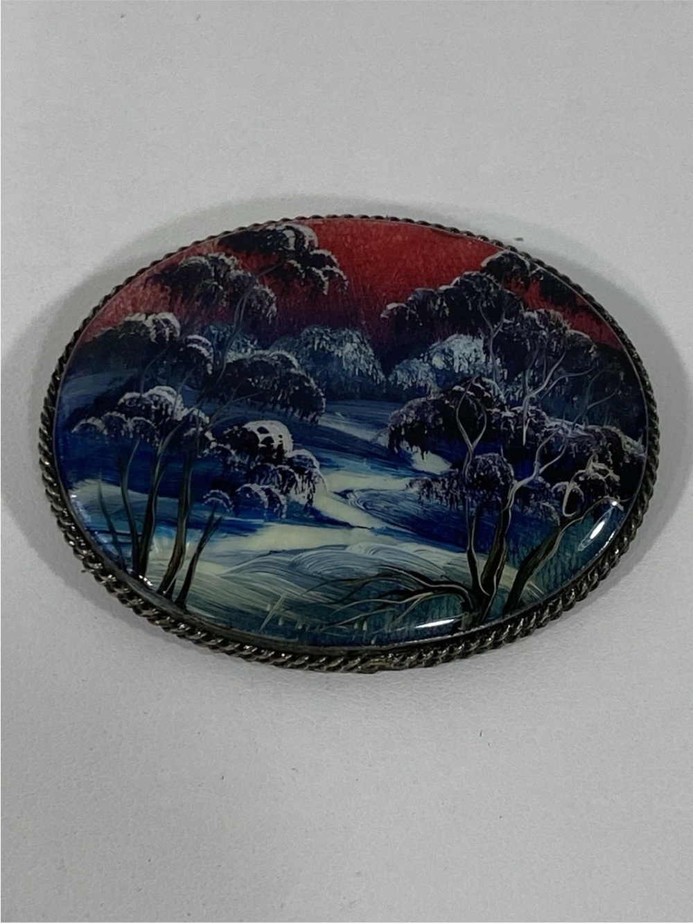 Vtg Russian Fedoskino lacquer Brooch pin Hand Painted Oval Landscape Signed